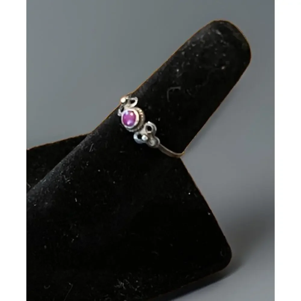 VTG Sterling Silver Garnet & CZ Stones Minimalist Midi Pinky Ring Art Deco 3